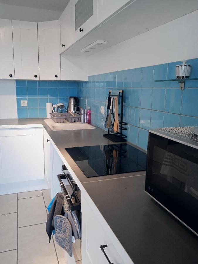 Logement Dans Residence - A 10 Km Du Centre Ville Et A 5 Minute Du Parlement Europeen Avec Parking Gratuit Hoenheim Exterior photo