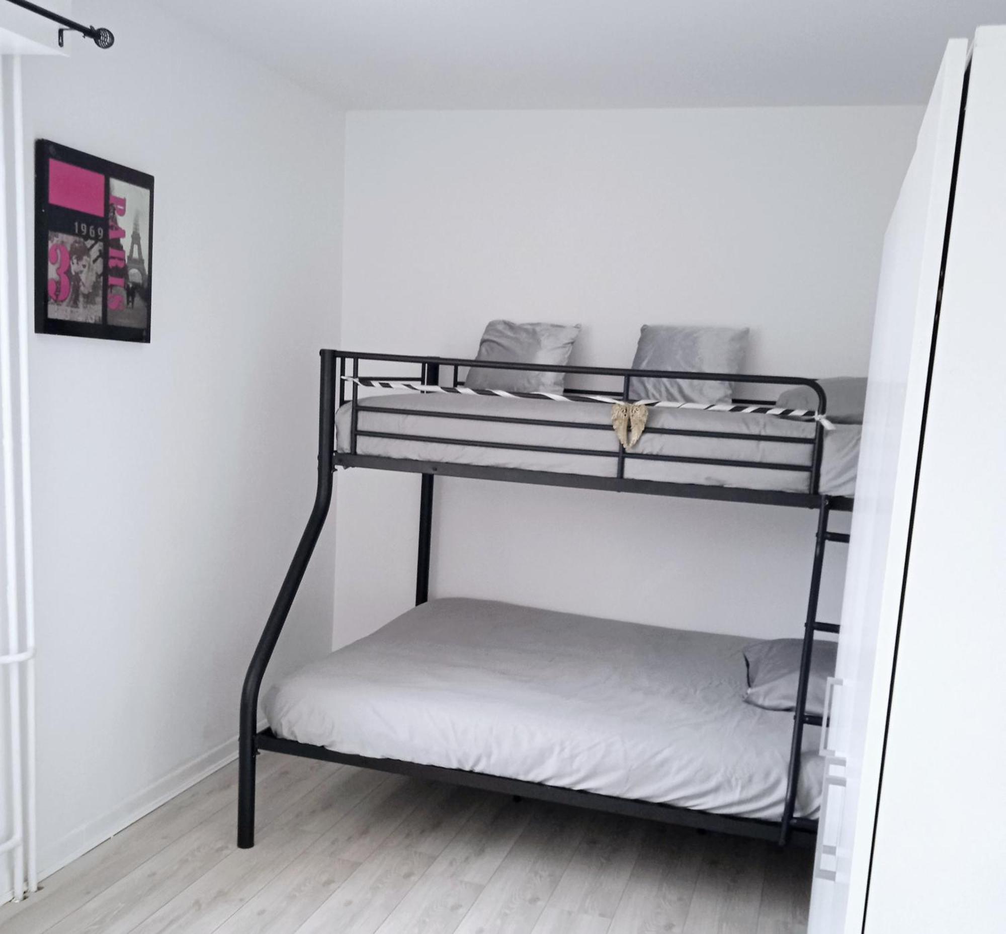 Logement Dans Residence - A 10 Km Du Centre Ville Et A 5 Minute Du Parlement Europeen Avec Parking Gratuit Hoenheim Exterior photo